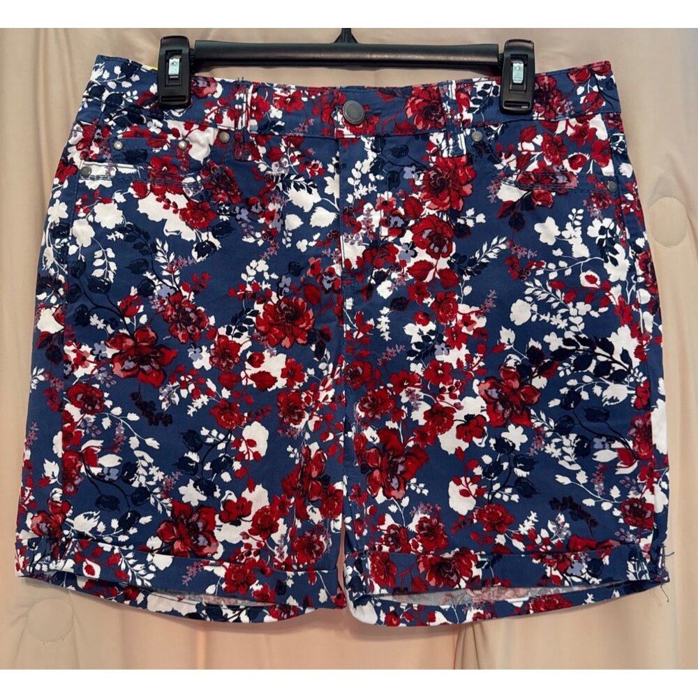 NEW Bandolina Shorts Size 8 Amy Short Modern Fit NWT Stretch